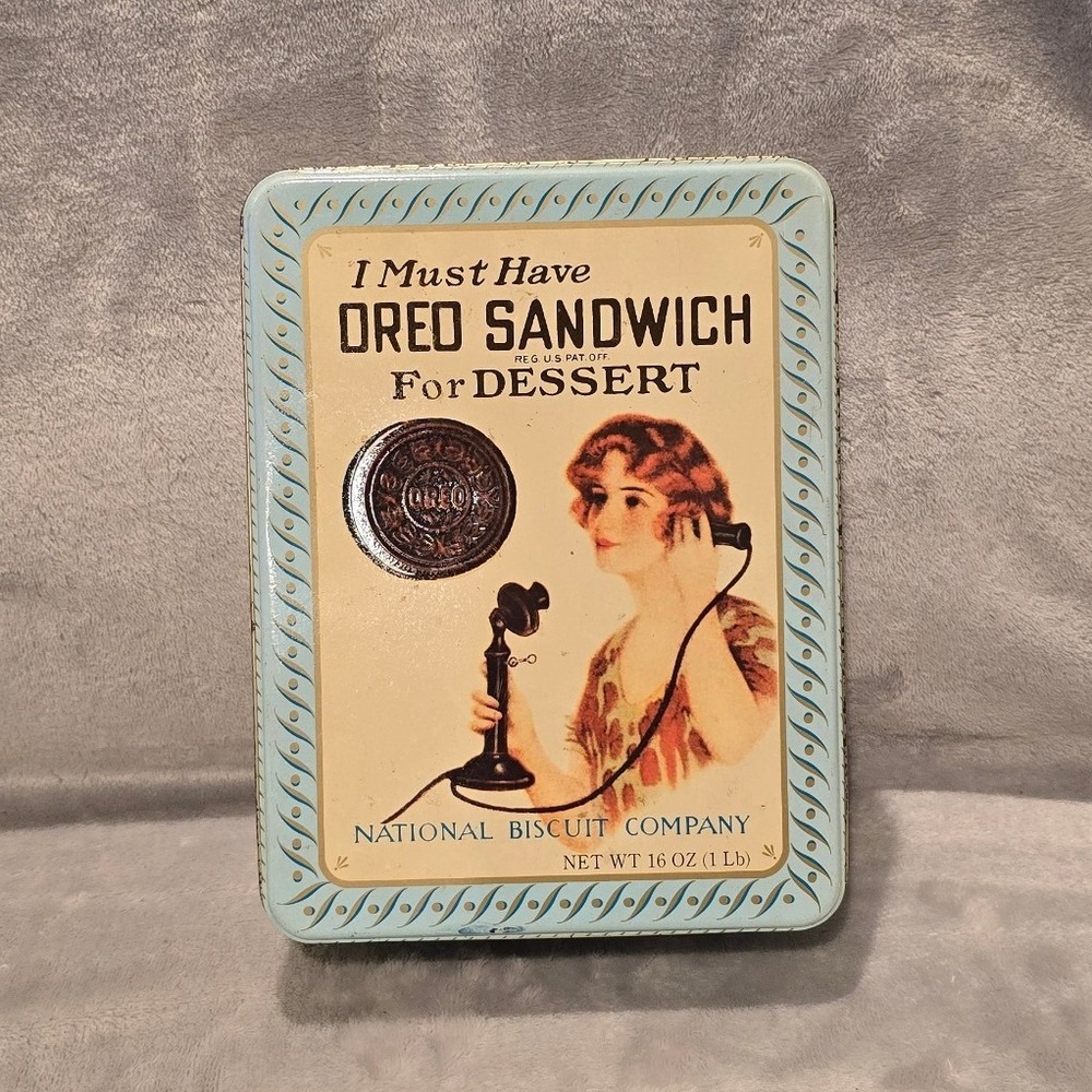 Vintage 1986 Oreo Cookie Tin Nabisco 1918 Advertisement Replica Blue Metal Box